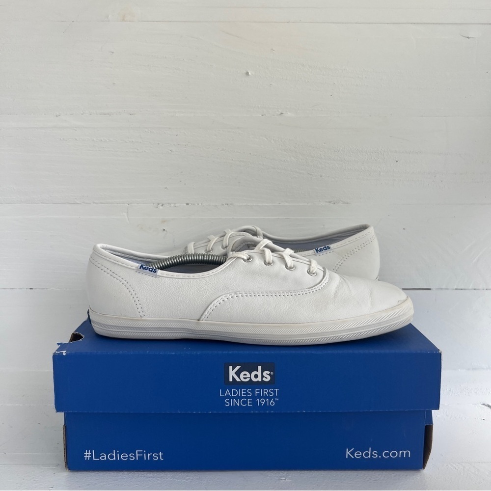 Keds White Lace Up Sneakers Women's 8.5 M Champion Ortholite Shoes With Box